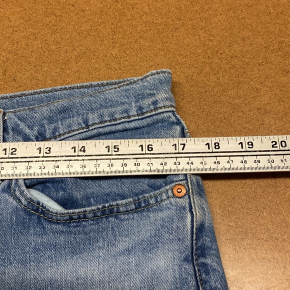 LEVI 511- EUC - Picture 5 of 6